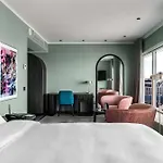 Radisson Blu Hotel, Hotel 4*