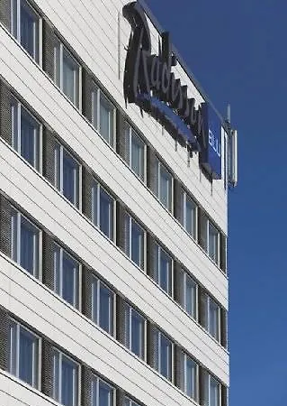Radisson Blu Hotel, 4* Oulu