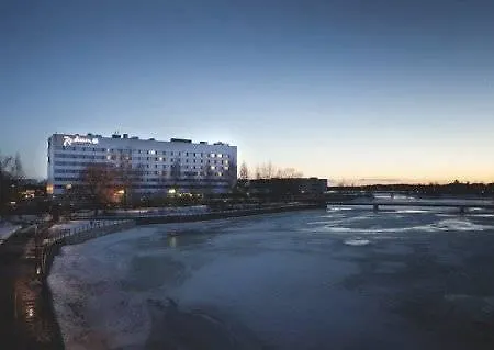 Radisson Blu Hotel, Szálloda