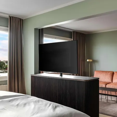Radisson Blu Hotel, 4*