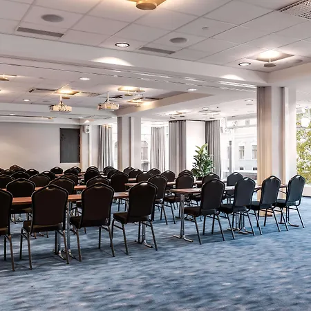 Radisson Blu Hotel, 4*