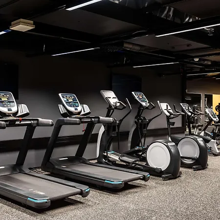 Ξενοδοχείο Radisson Blu Hotel, 4*