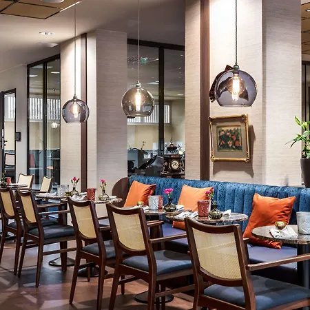 Radisson Blu Hotel, Szálloda 4*