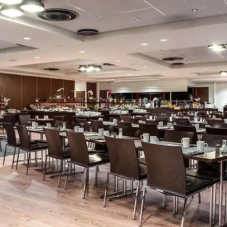 Radisson Blu Hotel, 4*