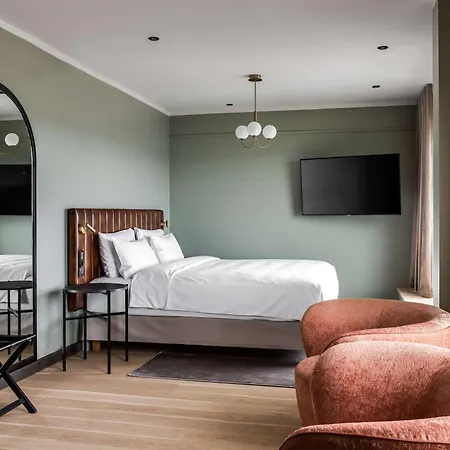 Radisson Blu Hotel, 4*