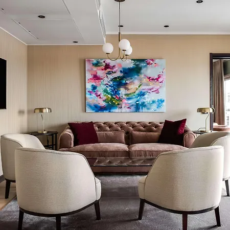 Radisson Blu Hotel, Ξενοδοχείο 4*