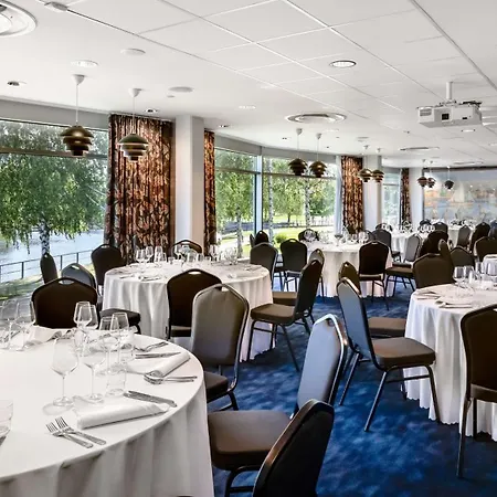 Radisson Blu Hotel, 4*