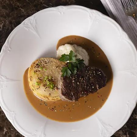 Radisson Blu Hotel, Hotel