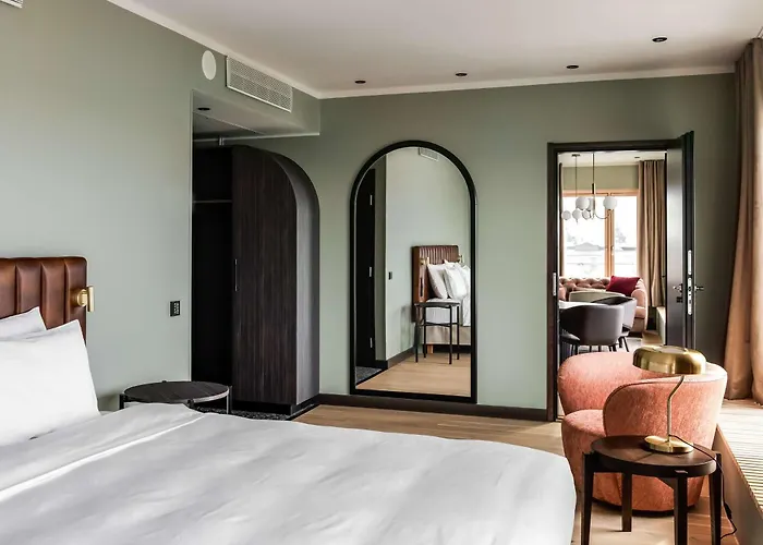 Radisson Blu Hotel, Hotel