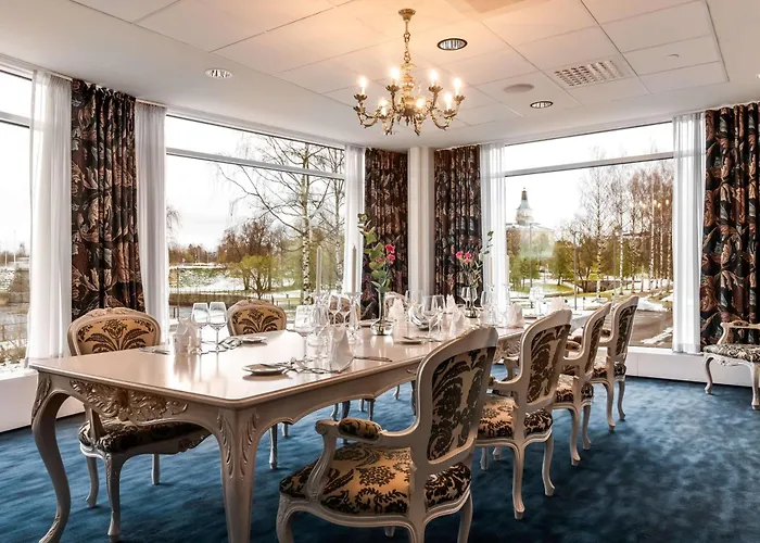 Radisson Blu Hotel, Hotel